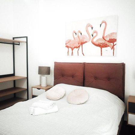 Explore Greece From Colorful City Centre Apartment Chalkís エクステリア 写真